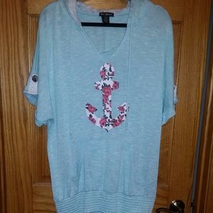 Short sleeve sweater